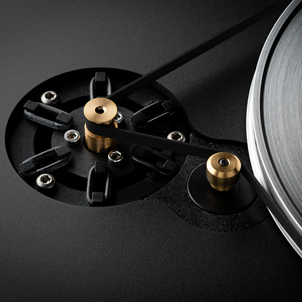 Clearaudio Signature Turntable - Image 7