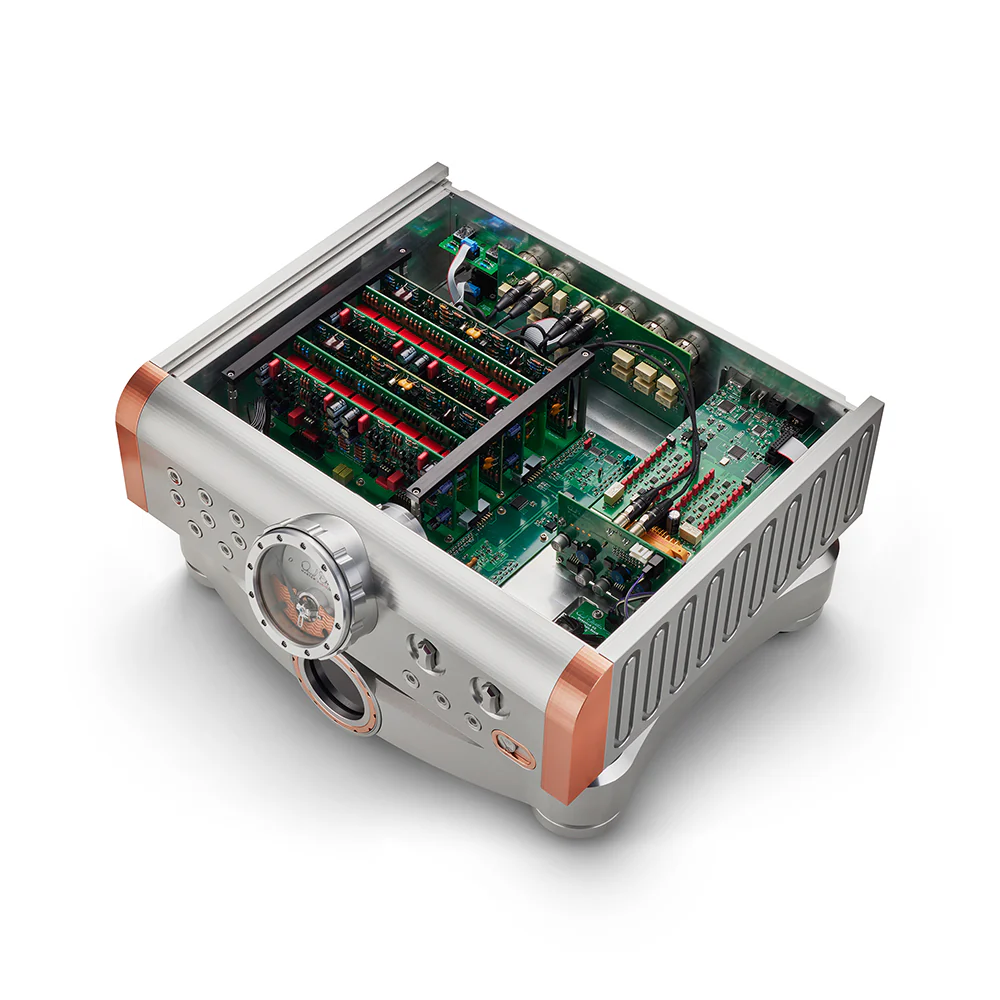 D'Agostino Momentum C2 Preamplifier - Image 5