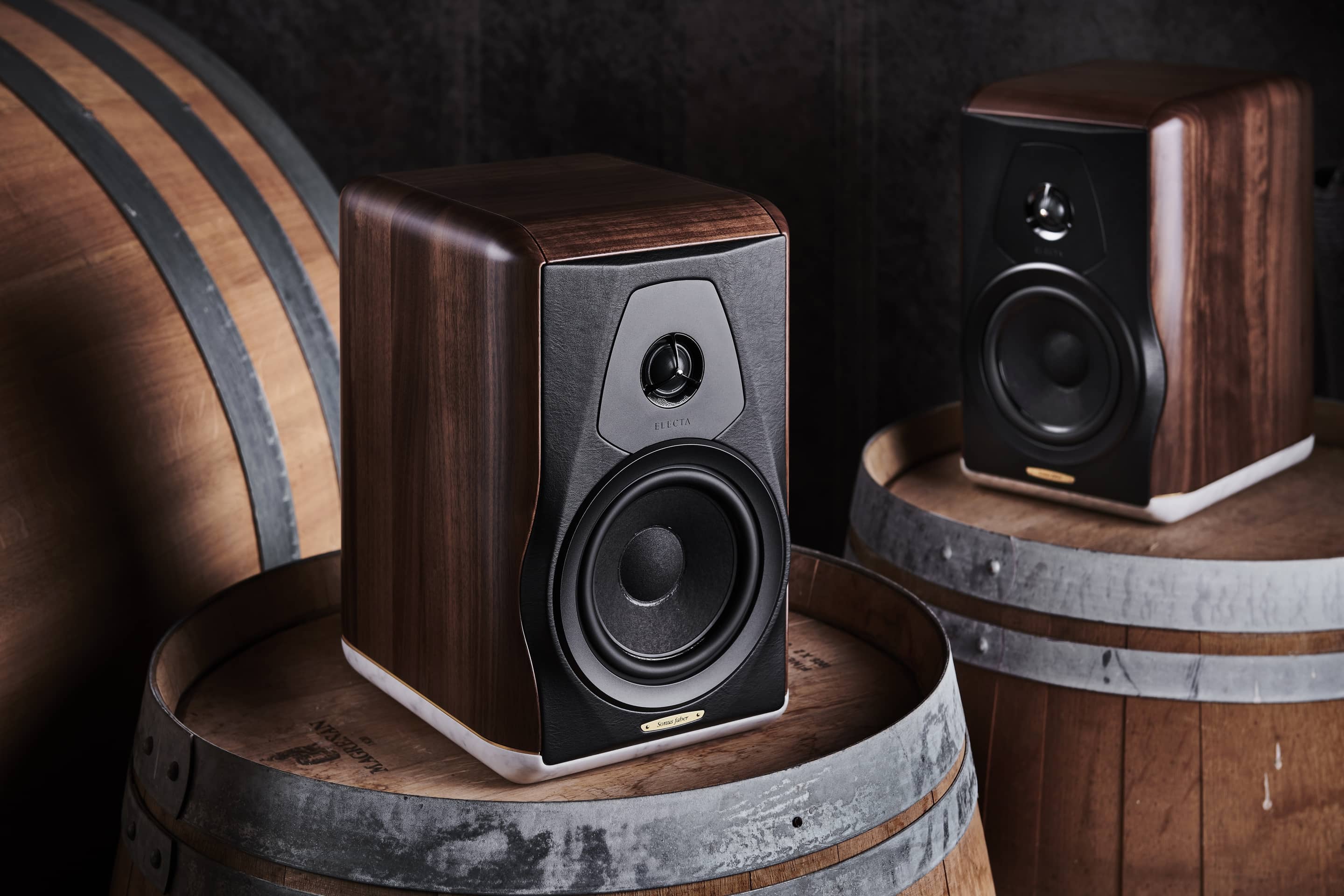Sonus faber ELECTA Amator III Bookshelf Speaker - Image 7