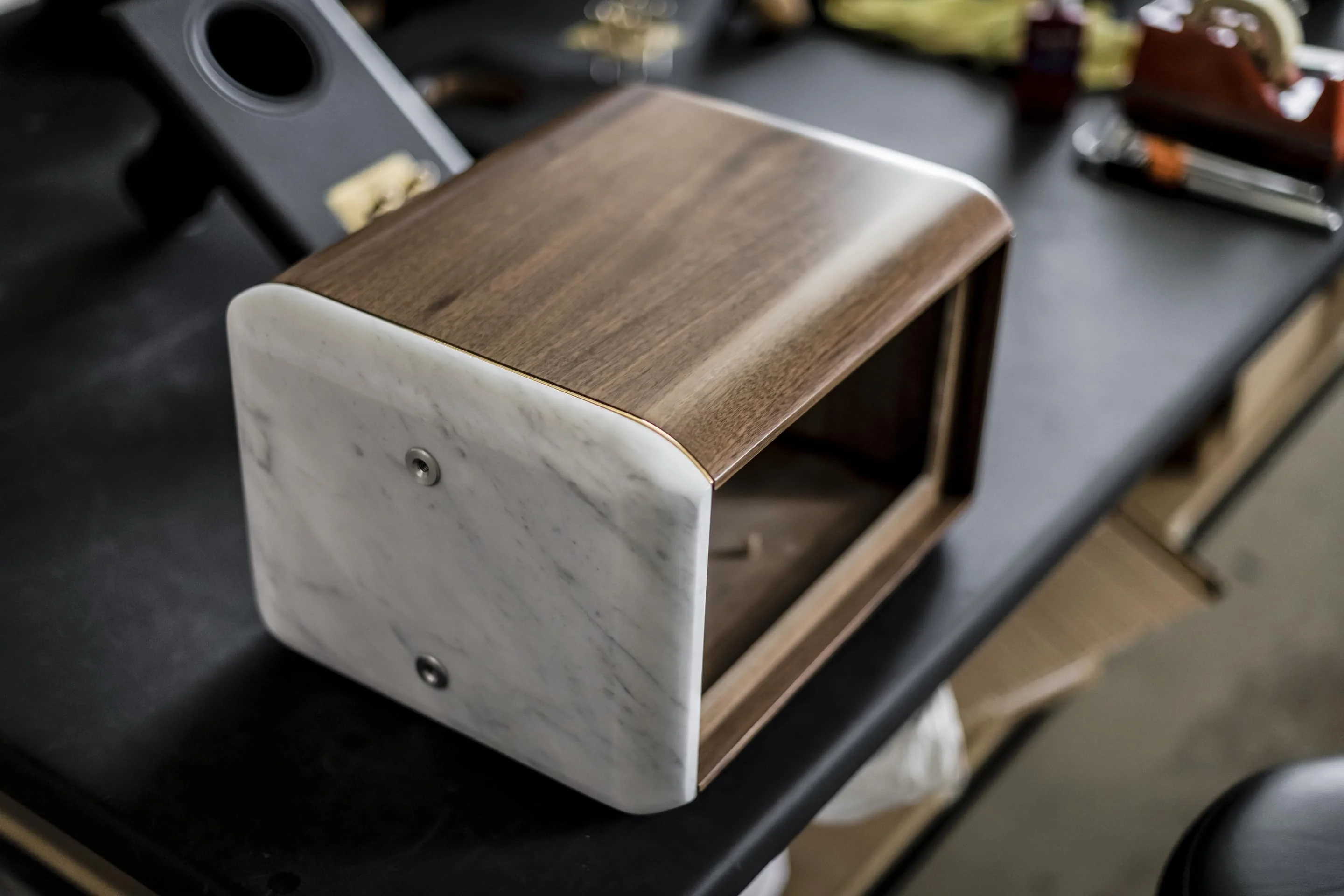 Sonus faber ELECTA Amator III Bookshelf Speaker - Image 8