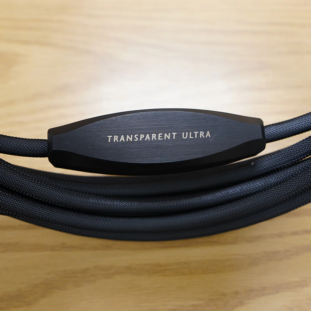 Transparent GEN 5 Ultra Balanced Interconnects, 10ft, Pre-Owned - Image 4