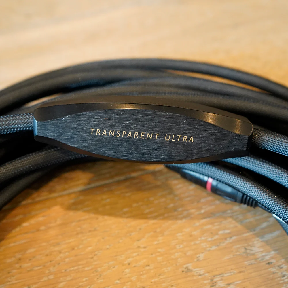 Transparent GEN5 Ultra Balanced Interconnects, 30ft, Pre-Owned - Image 4