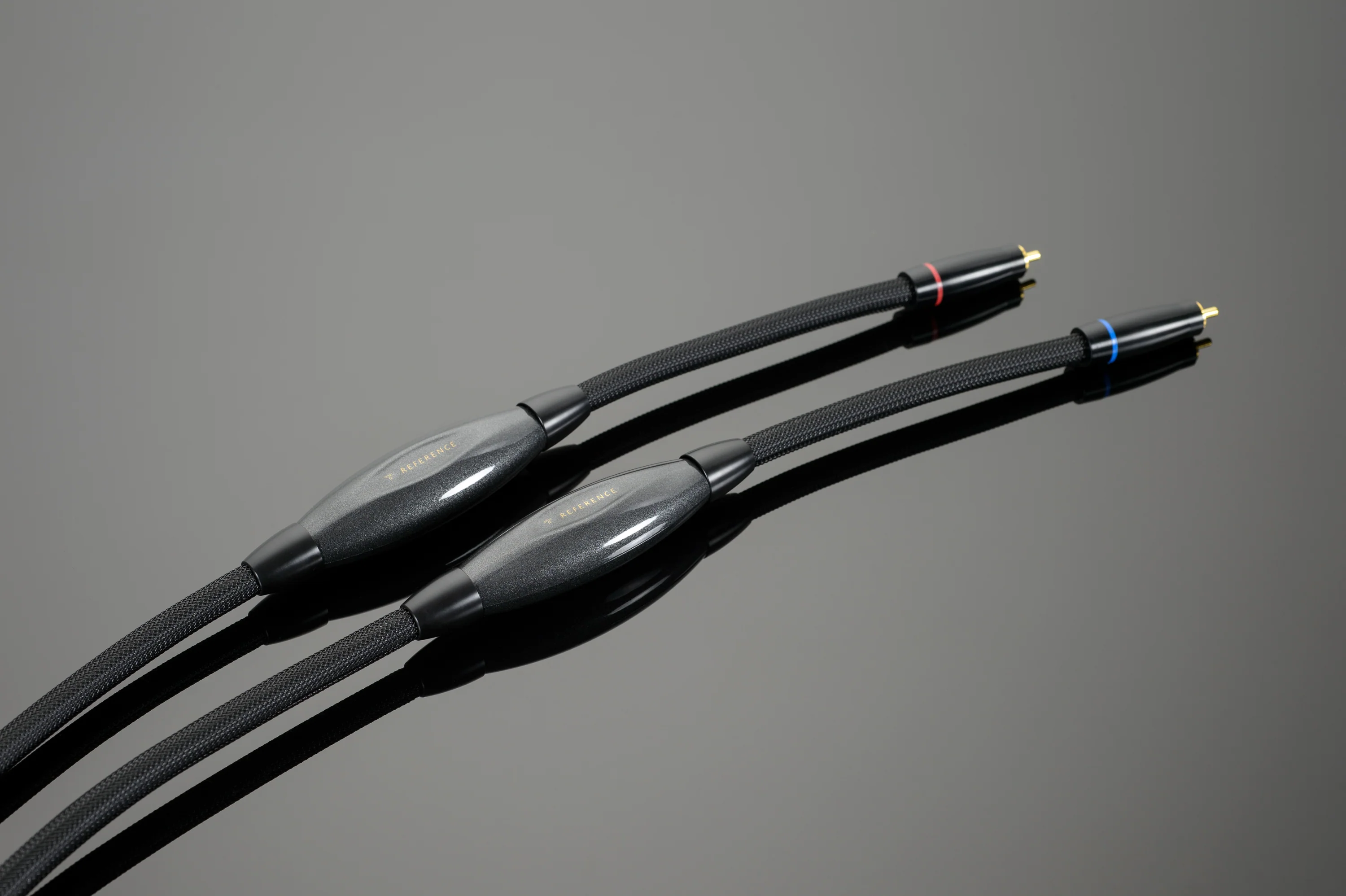Transparent Reference RCA Interconnect - Image 3