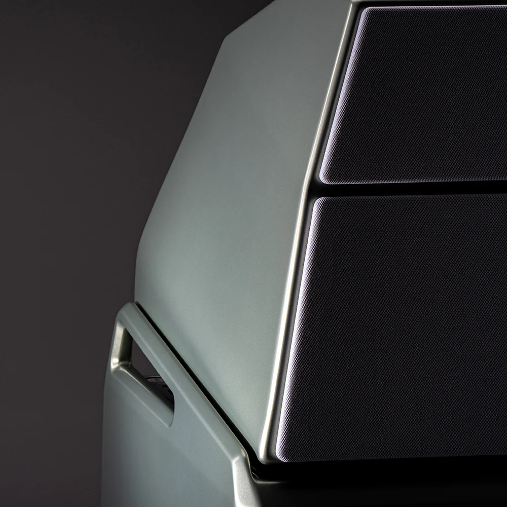 Wilson Audio Sasha V Floorstanding Speaker - Image 20
